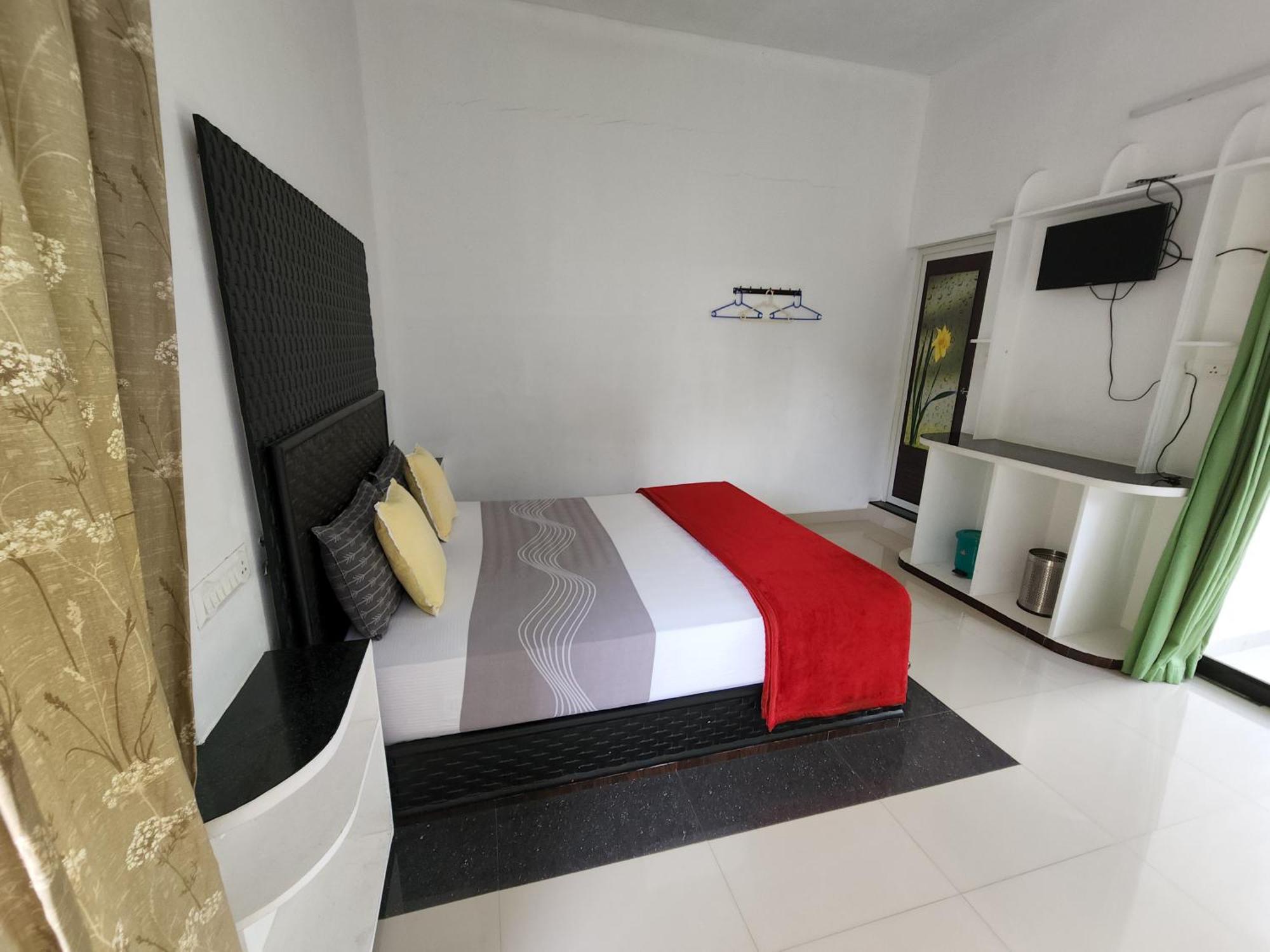 Kairali Palace Home Stay تيكَدِيْ المظهر الخارجي الصورة